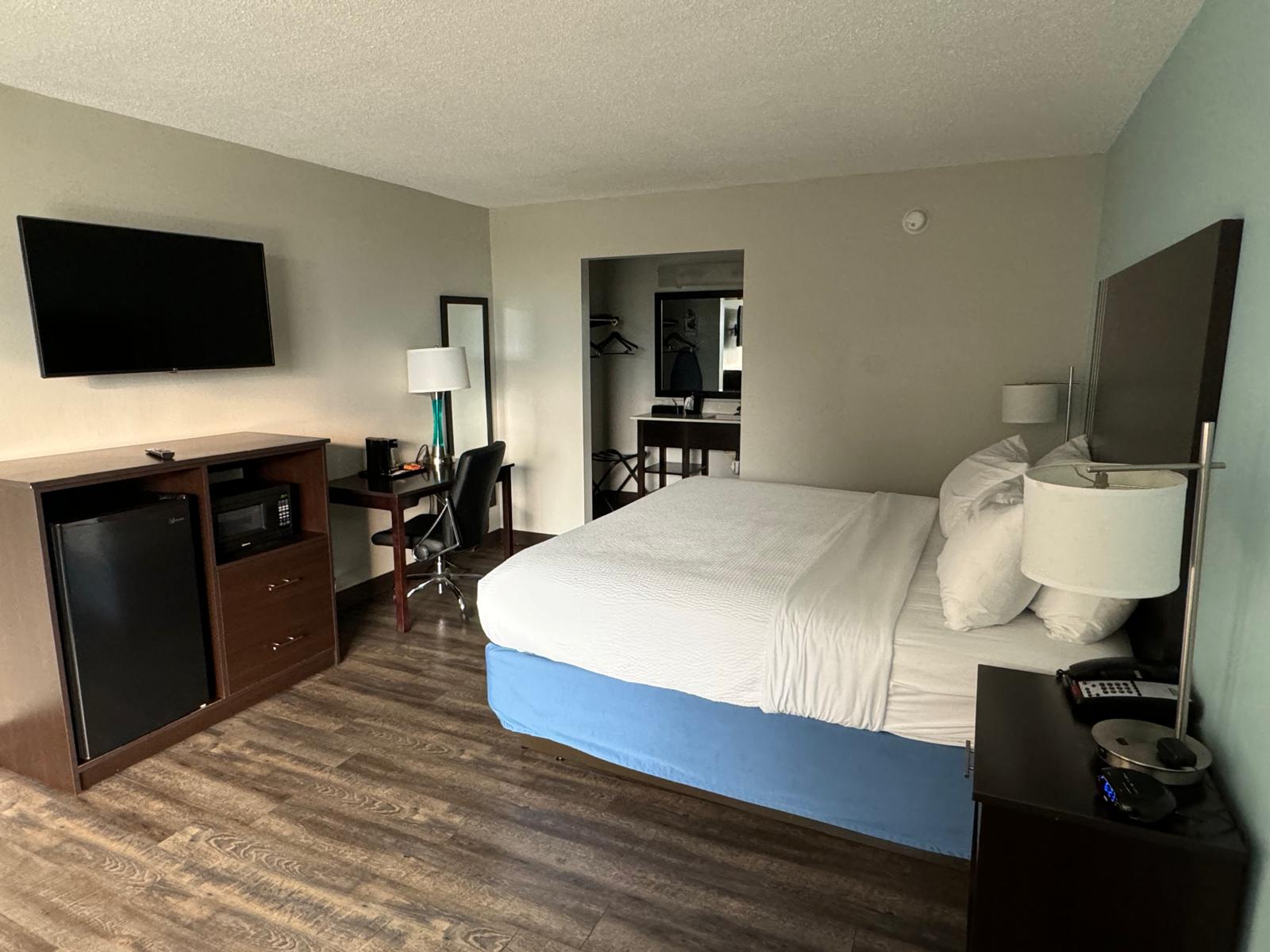 Comfortable Rooms at Days Inn Goldsboro